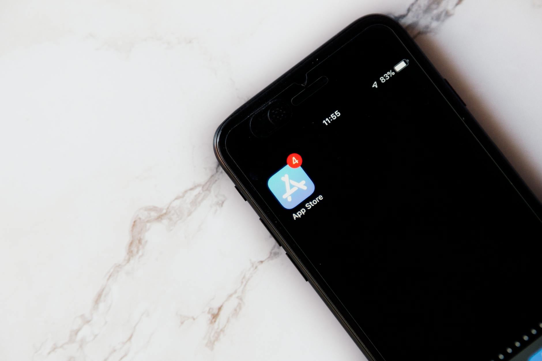 苹果 App Store 惊现假冒 Ledger Live 应用，950 万美元加密货币遭洗劫