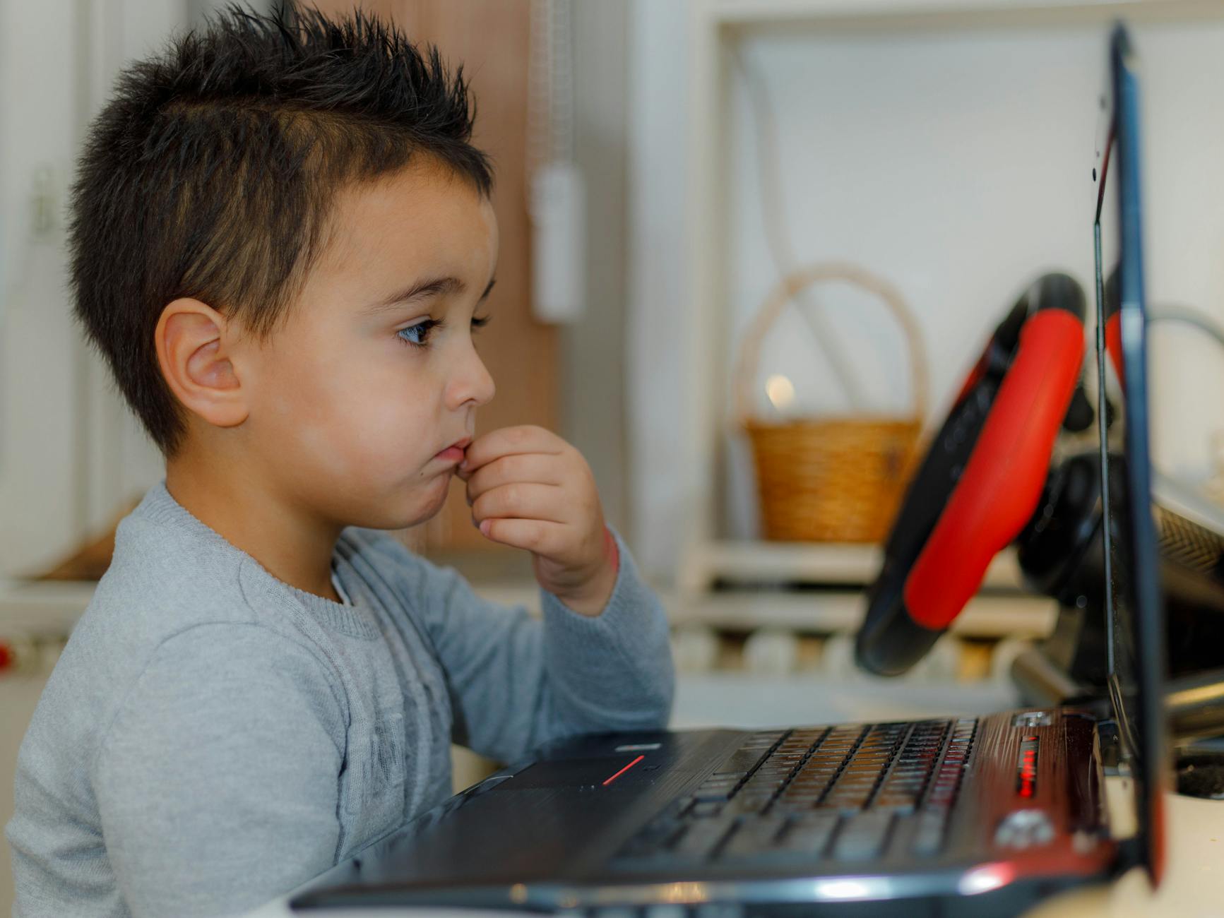 Roblox lanza cuentas con restricciones para reforzar la seguridad infantil