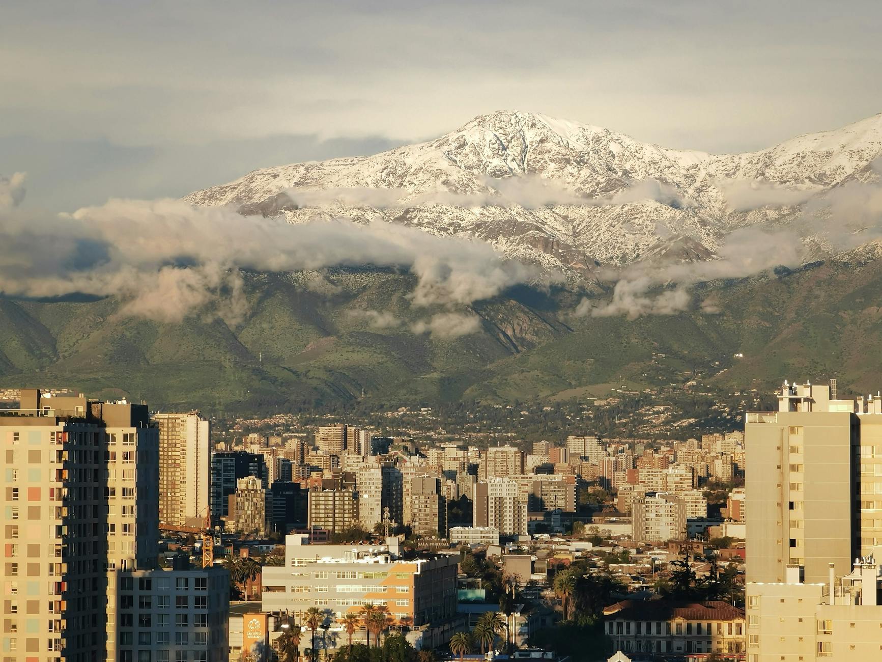 Santiago y Lo Barnechea ofrecen diversos panoramas gratuitos este fin de semana