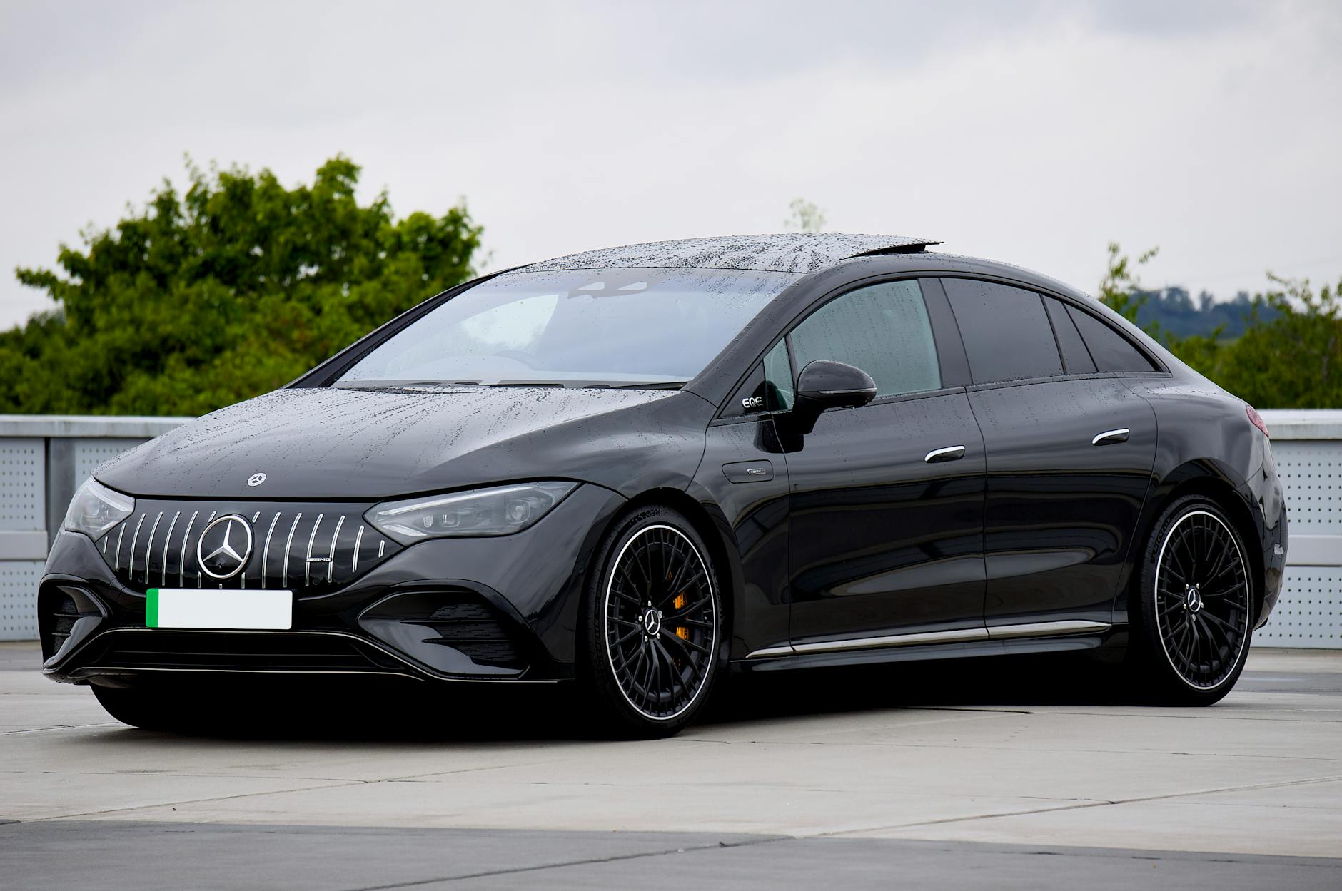 La actualización del Mercedes-Benz EQS eleva la autonomía a 920 kilómetros con la nueva tecnología steer-by-wire