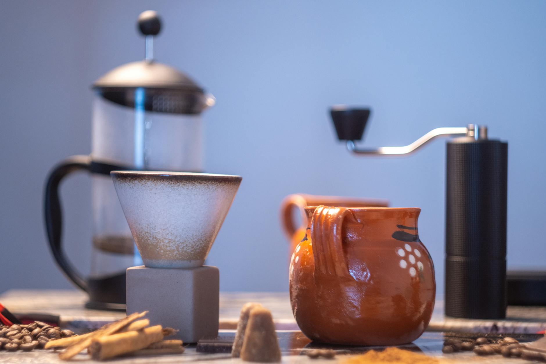 Aluminio, peltre o barro: comparativa de los mejores materiales para calentar alimentos en México