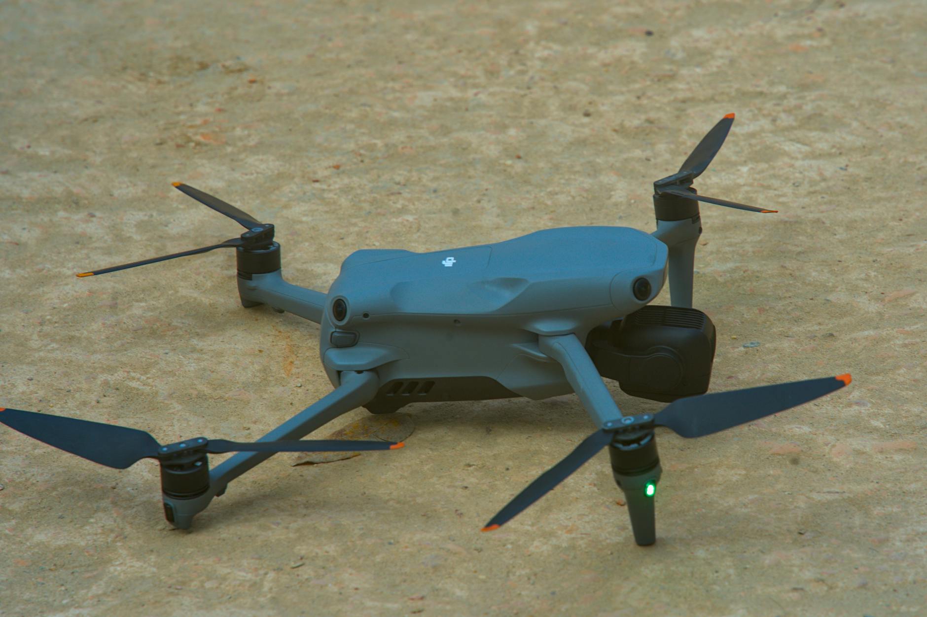 乌克兰报告地面机器人任务量激增，旨在降低人员伤亡风险