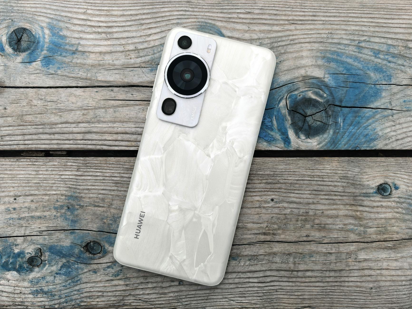 El Huawei Pura 80 llega al mercado como una alternativa compacta de gama alta