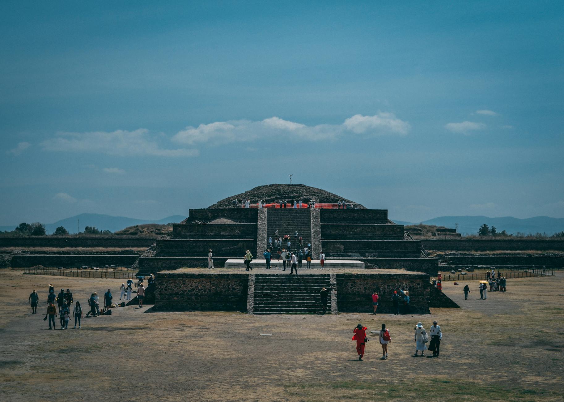 Mexico to Boost Security in Tourist Areas Following Teotihuacán Shooting
