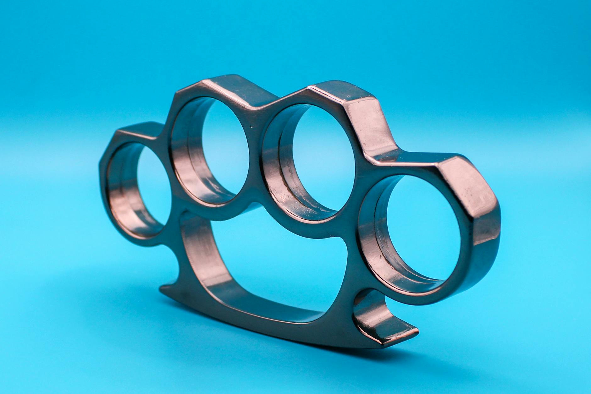 Indie developer finds unexpected profit in gun store simulator by selling only brass knuckles