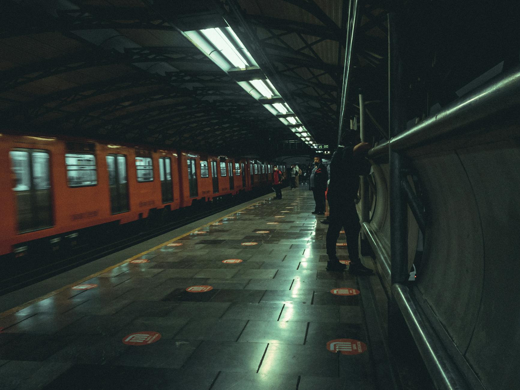 Inicia operaciones el Tren Felipe Ángeles para conectar la CDMX con el AIFA