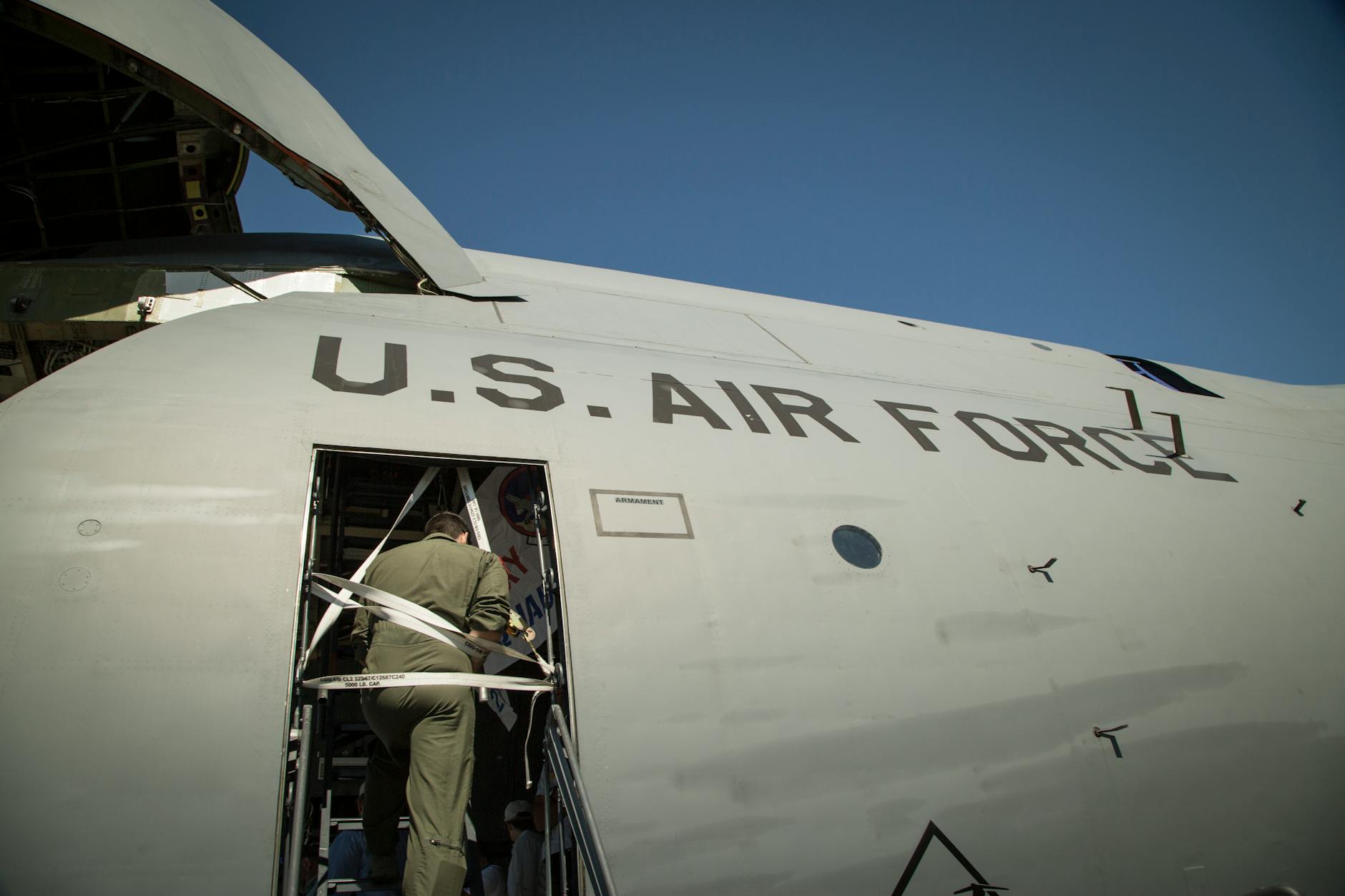 US faces congressional deadline over Iran military operations as Trump considers new strikes