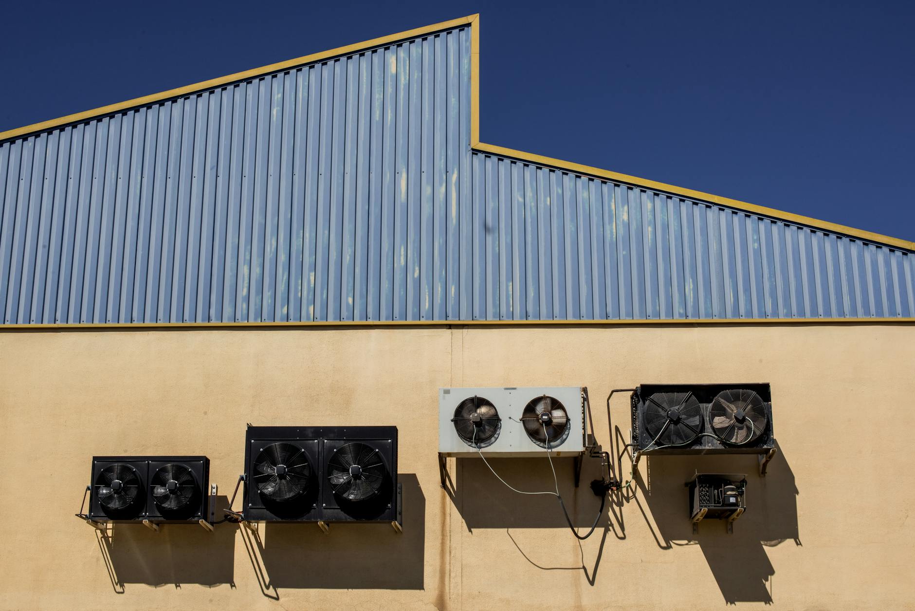 Análisis de las estructuras del uso energético y la interacción social