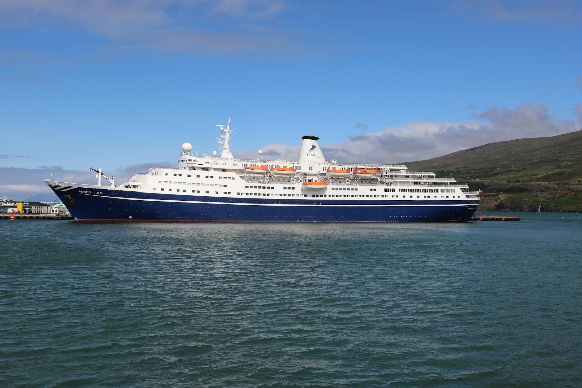 Reportan brote de Hantavirus en un crucero en el Océano Atlántico