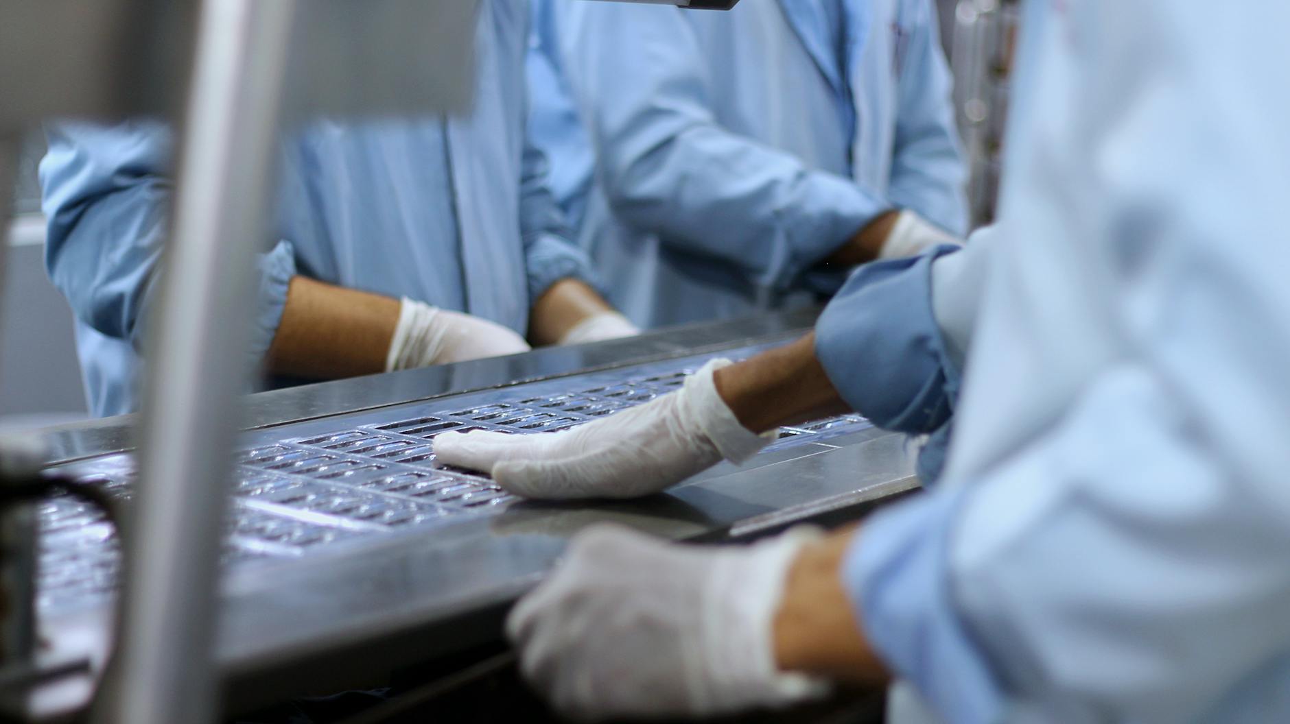 Mexico Secures $2 Billion Investment in Pharmaceutical Sector Following Canada Trade Mission