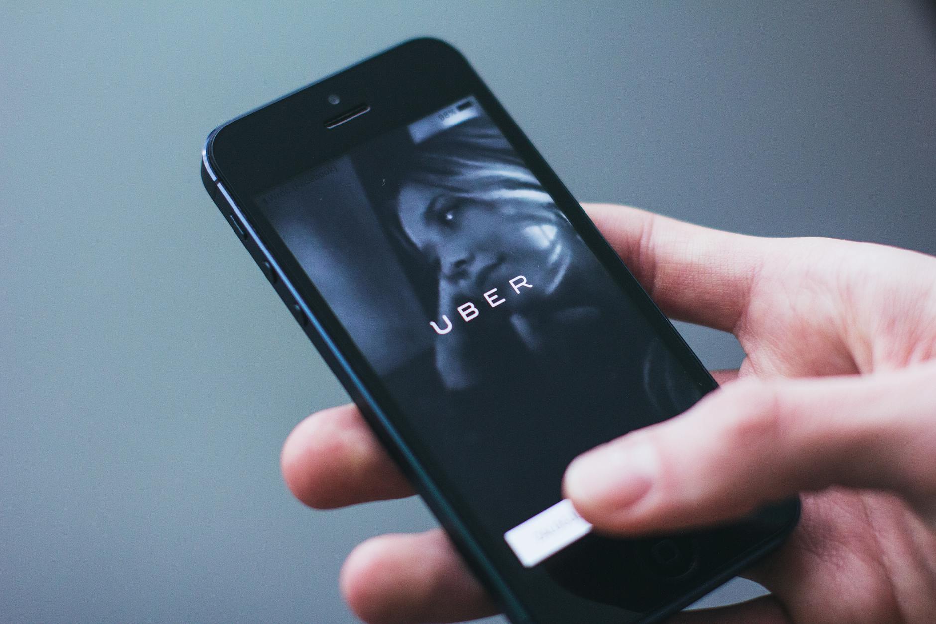 Uber apuesta por el sector de viajes y estilo de vida en su camino hacia la «super-app»