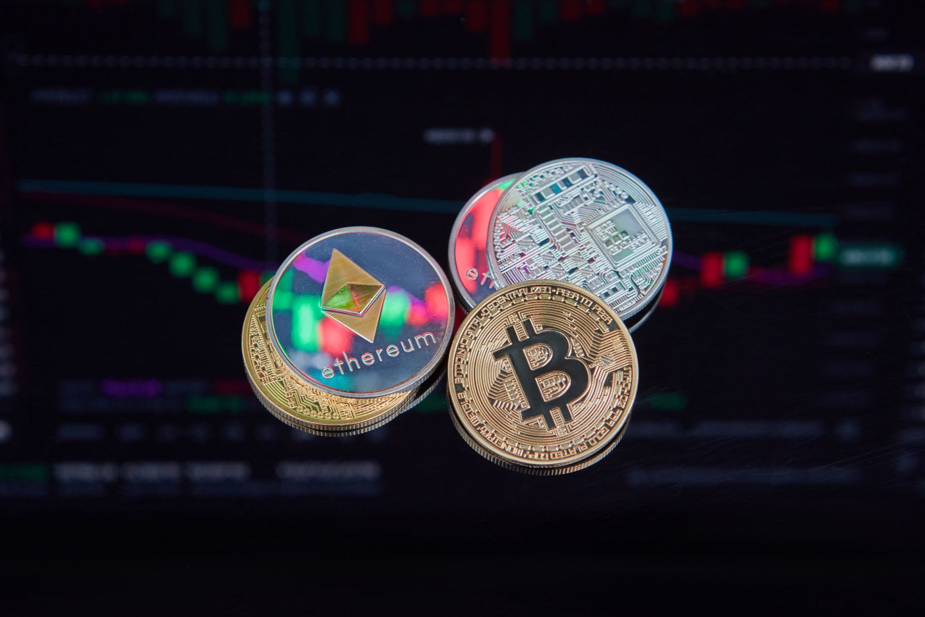 Los mercados cripto flaquean mientras el capital institucional se vuelca hacia el auge global de la IA