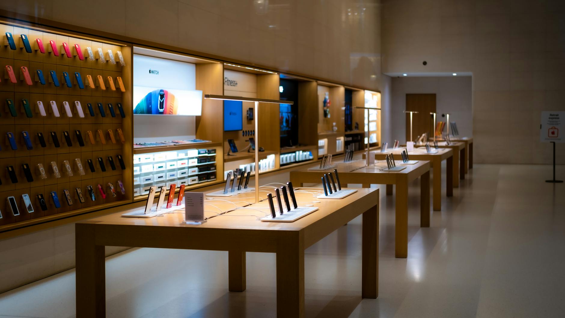 Mexico Tightens Smartphone Import Restrictions to Curb Gray Market