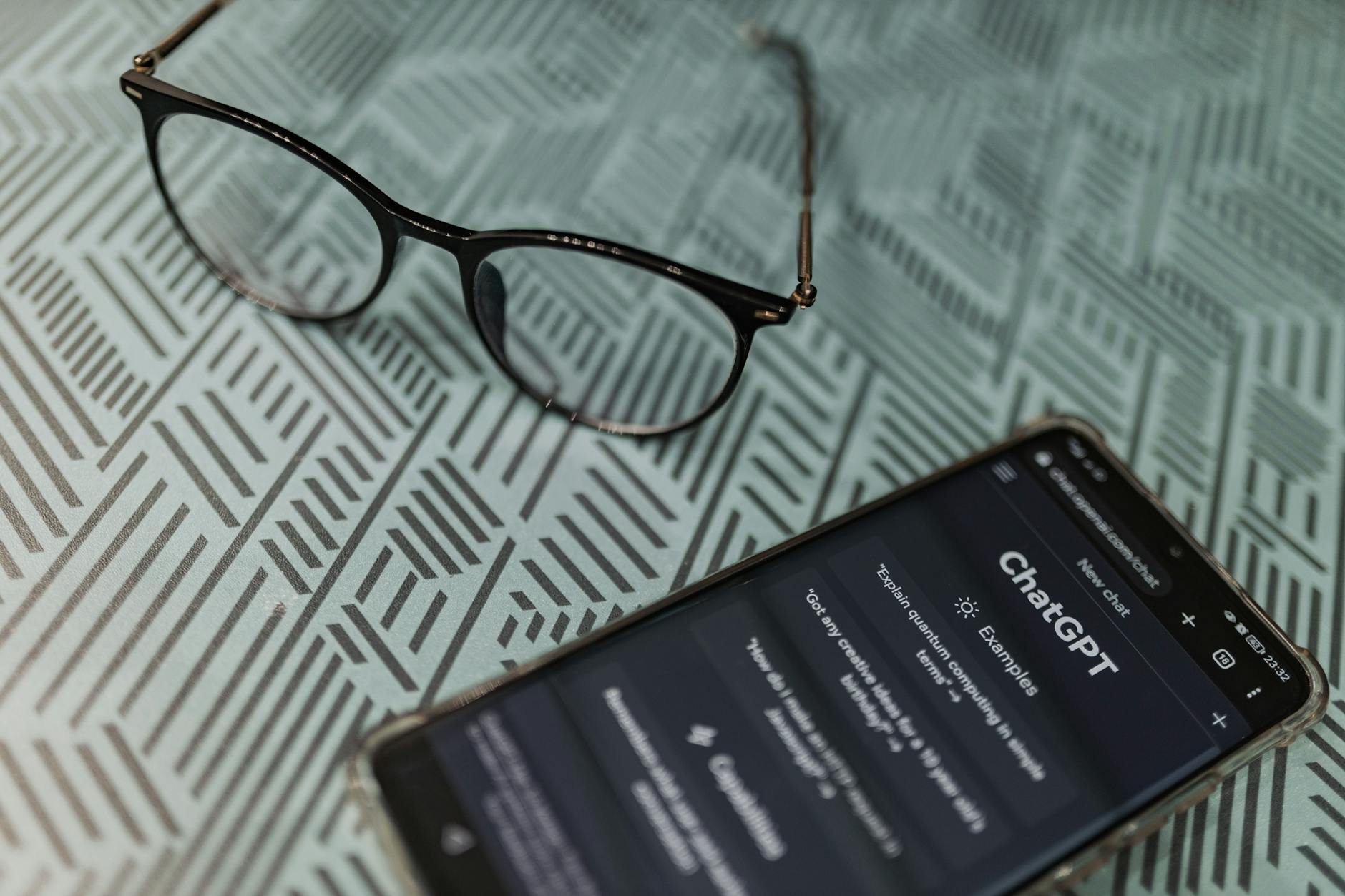 Los chatbots de IA suspenden en desinformación médica: ofrecen consejos inexactos y fabricados