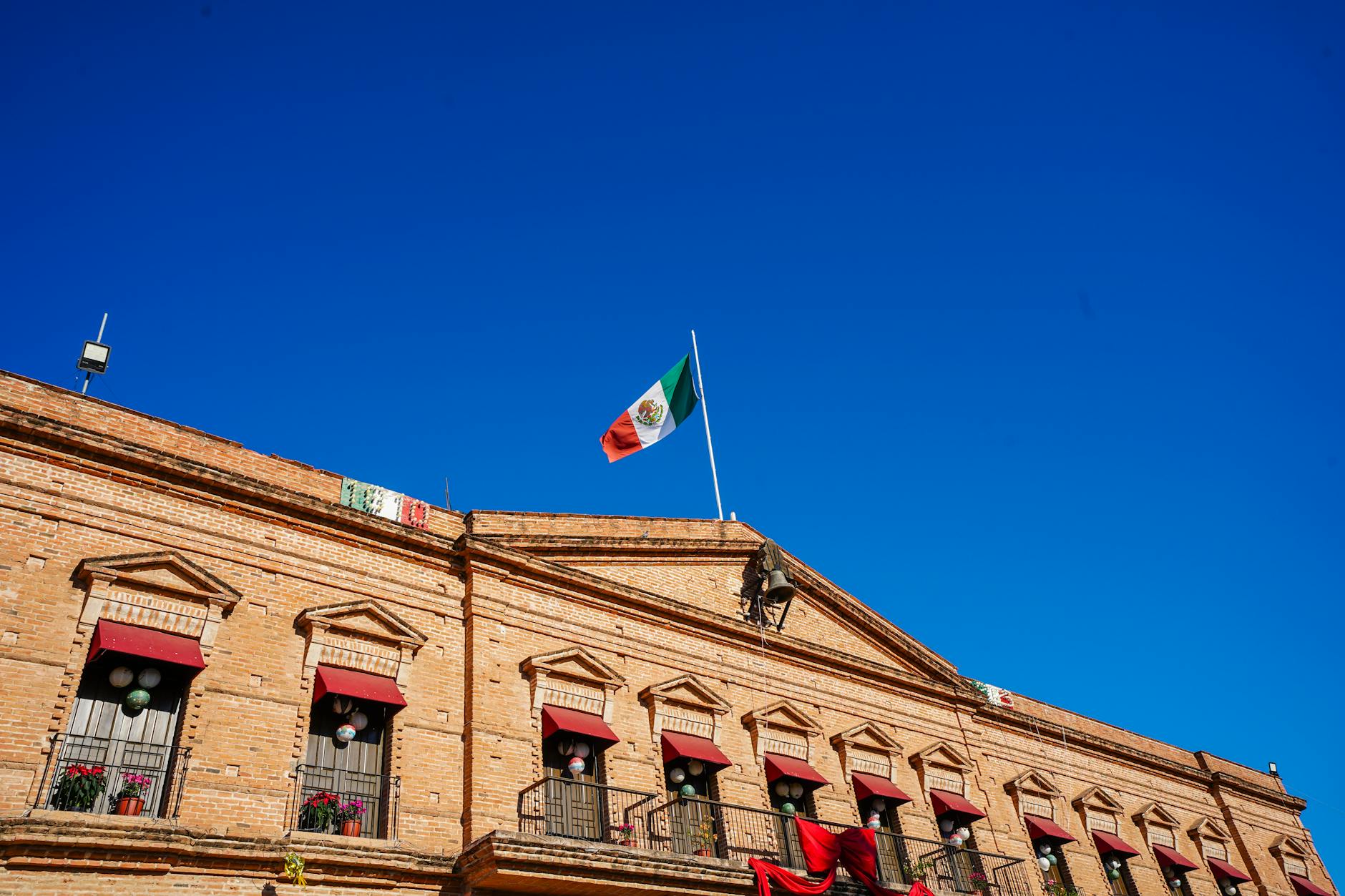 Civil Society Urges Senate to Dissolve Powers in Sinaloa Amid Security Crisis