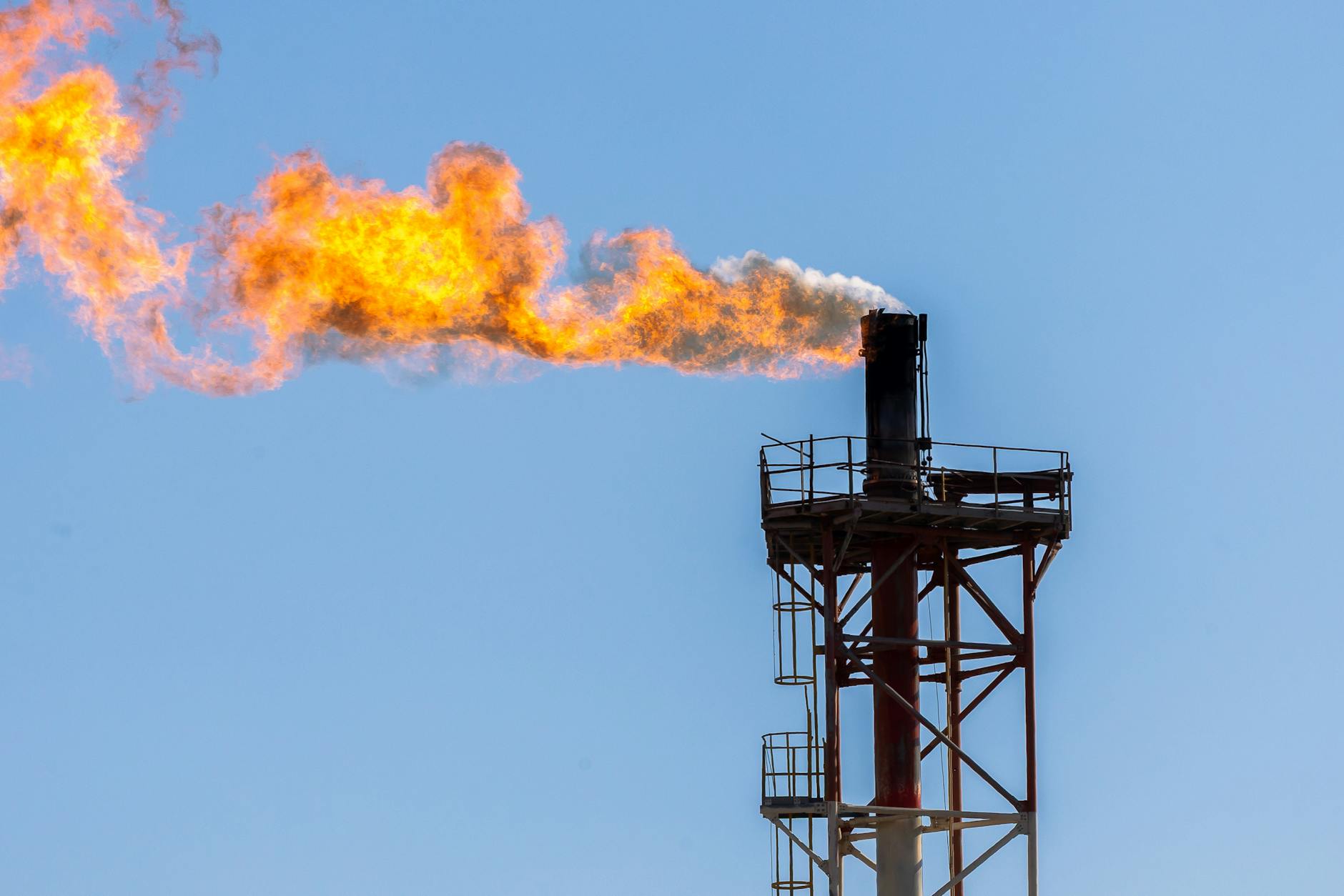 Global Energy Markets in Turmoil as Israel Strikes South Pars Gas Field