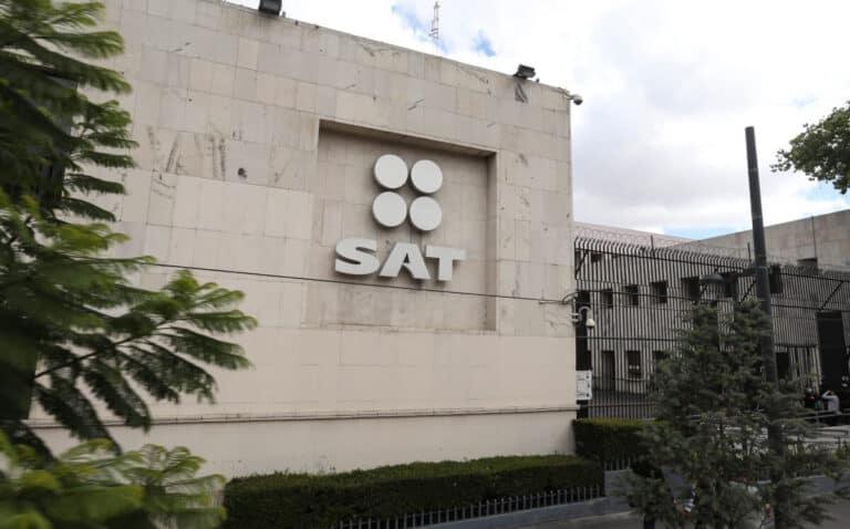 El SAT advierte a los contribuyentes sobre cómo evitar fraudes digitales mediante canales oficiales