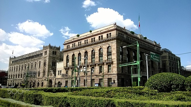 Banxico propone elevar los límites de la banca digital para fomentar los pagos sin efectivo