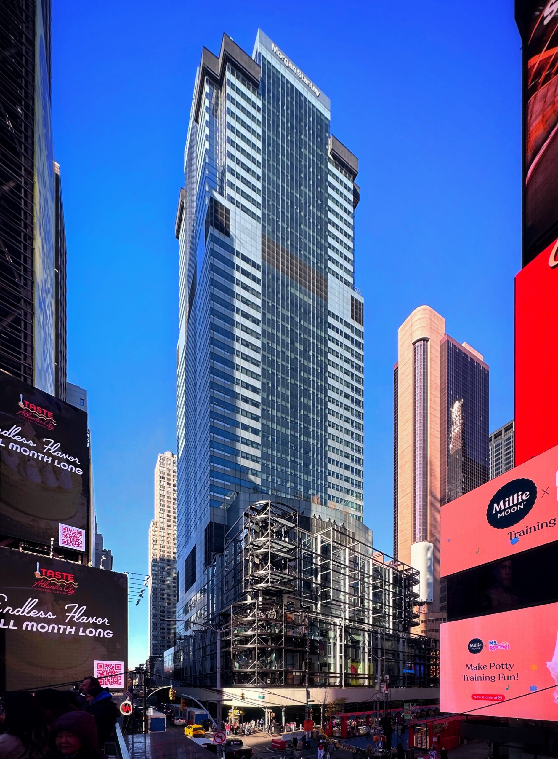 摩根士丹利比特币ETF首日交易额达3400万美元