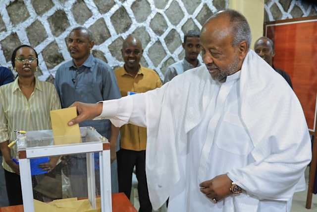 El presidente de Yibuti, Guelleh, se encamina a un sexto mandato en unas elecciones sin competencia