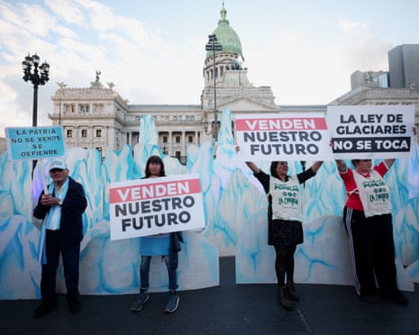 La Cámara de Diputados de Argentina aprueba una ley para flexibilencia las restricciones a la minería cerca de los glaciares