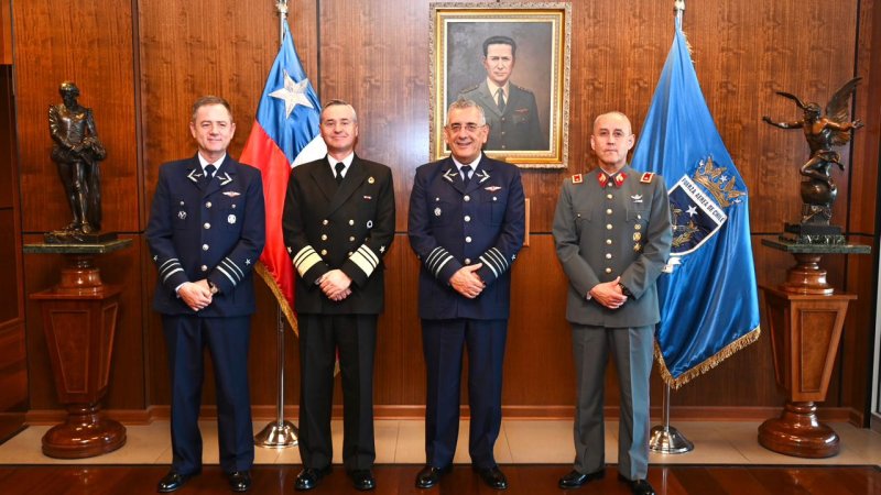 参议员提交宪法改革提案，旨在提升联合参谋部地位