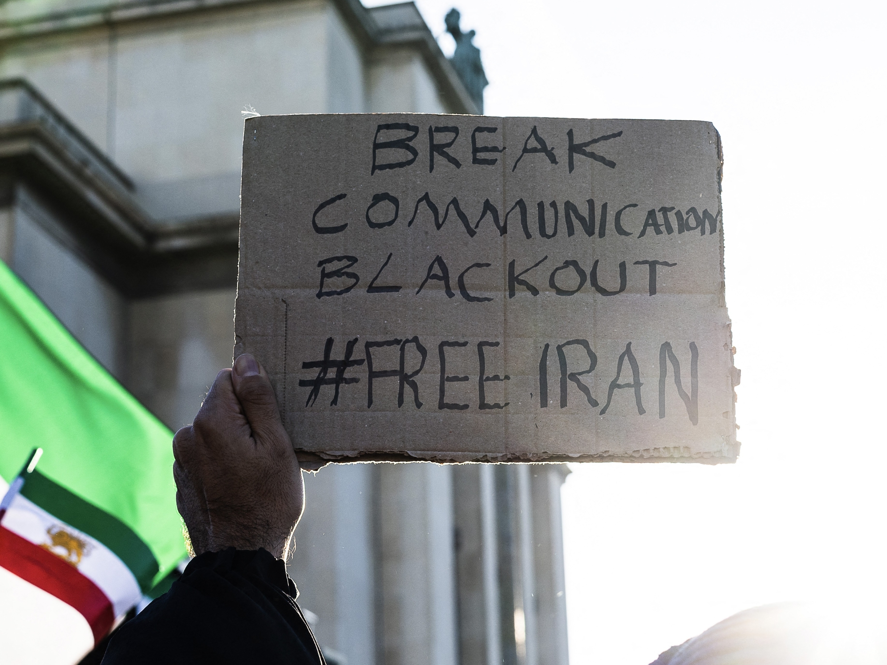 Iran internet blackout exceeds 1,000 hours as authorities deploy military-grade jamming