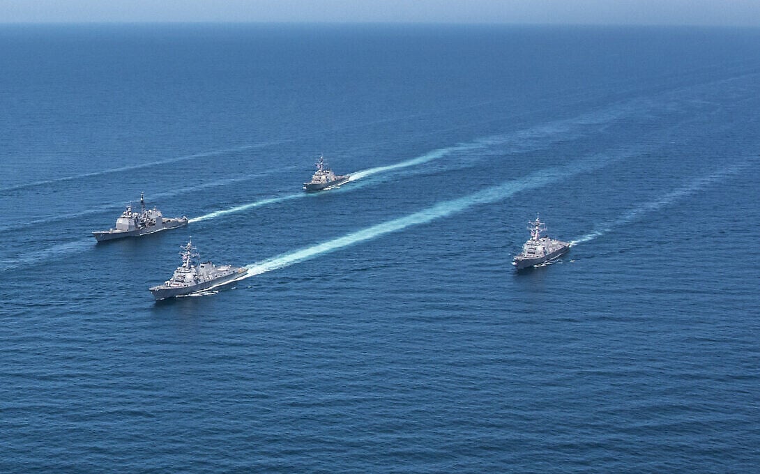 美国封锁霍尔木兹海峡致油价飙升，英国拒绝提供支持