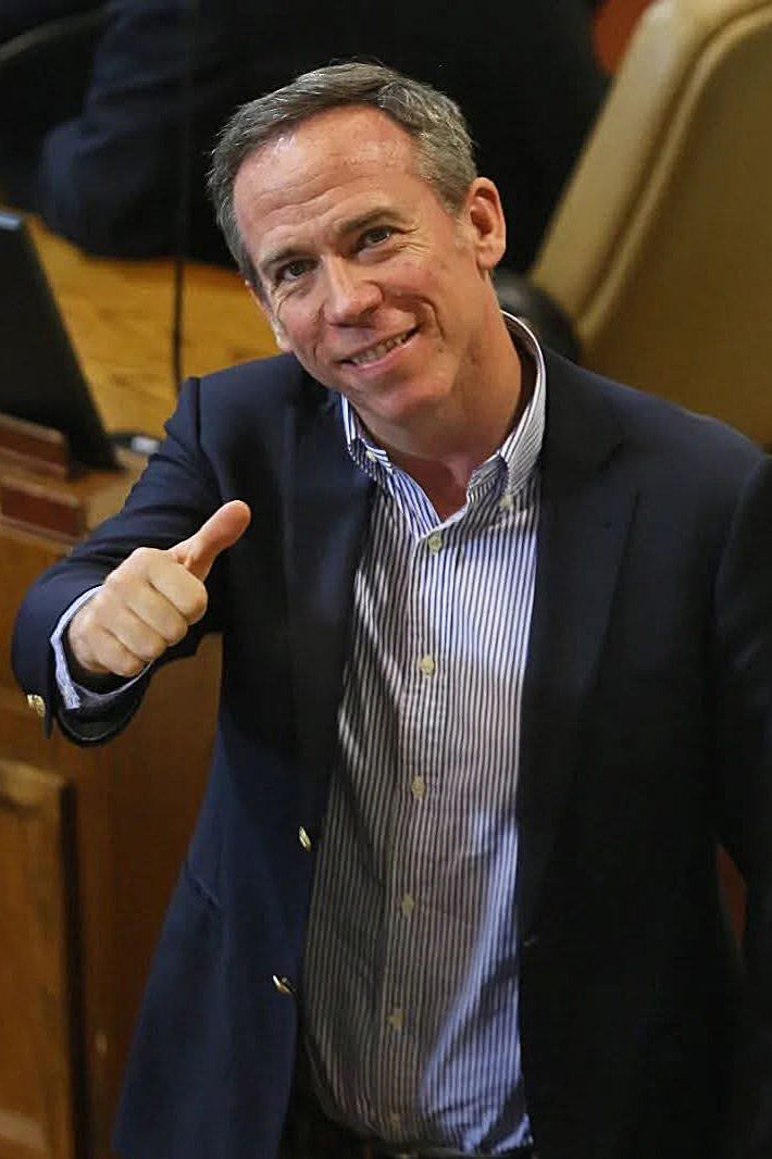 Alessandri impulsa proyecto de Reconstrucción Nacional para reactivar la economía chilena