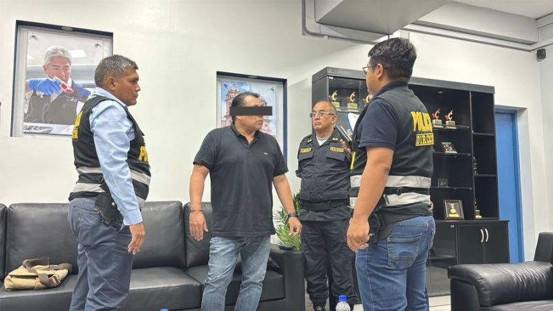 Perú detiene a gerente de la ONPE tras fallas logísticas en las elecciones
