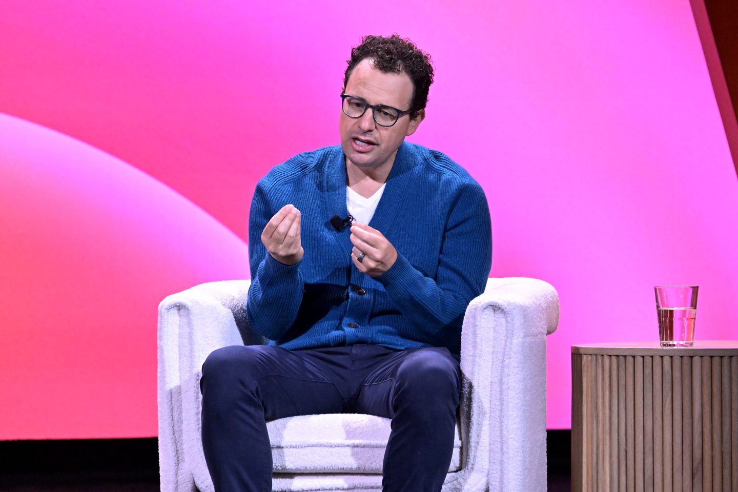 Anthropic restores access to Claude services following login disruptions