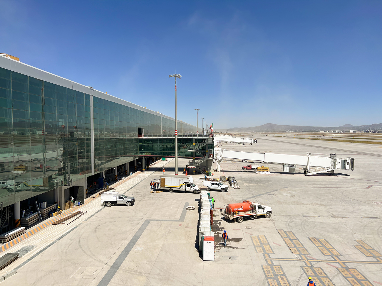 El Aeropuerto Internacional Felipe Ángeles no alcanza sus objetivos de pasajeros en medio de persistentes preocupaciones sobre infraestructura