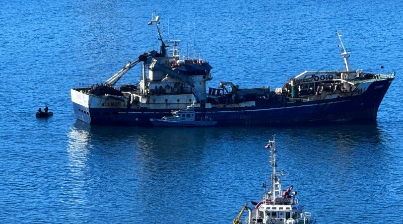 La fiscalía apunta a la tripulación y a la entidad corporativa en el caso de la colisión fatal del barco 'Bruma'