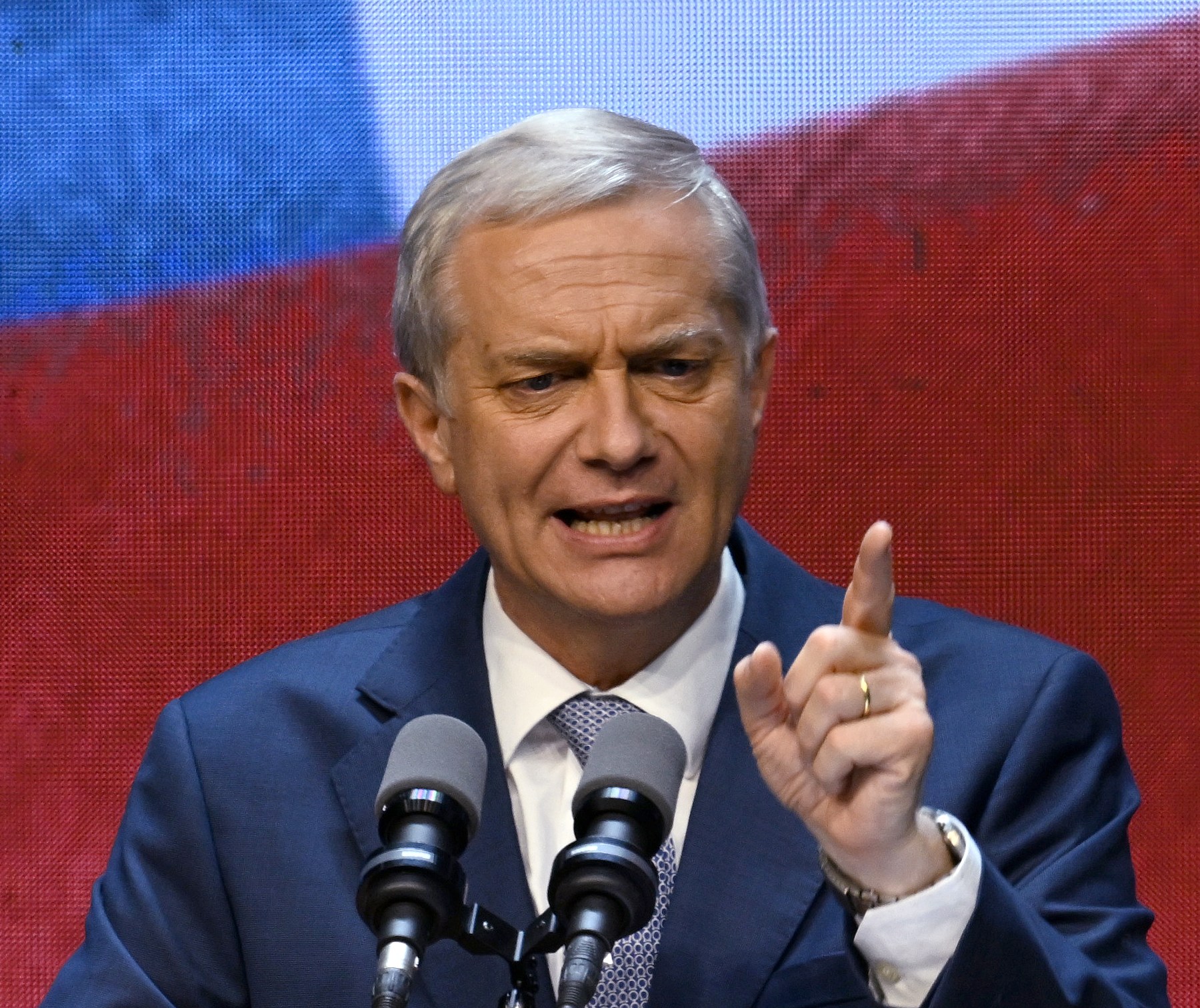 Chile’s Leftist Opposition Attempts to Forge Unity Amid Internal Fissures and Aggressive Kast Agenda