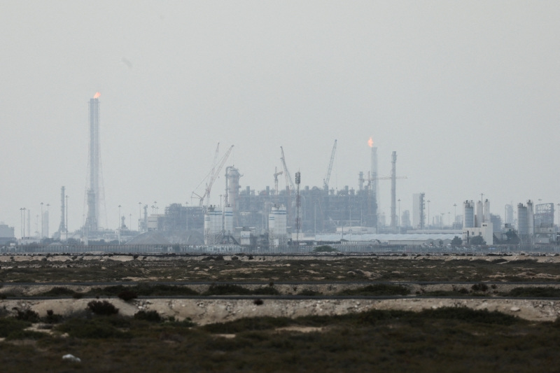 QatarEnergy reporta daños significativos en el complejo de Ras Laffan tras un ataque con misiles iraníes