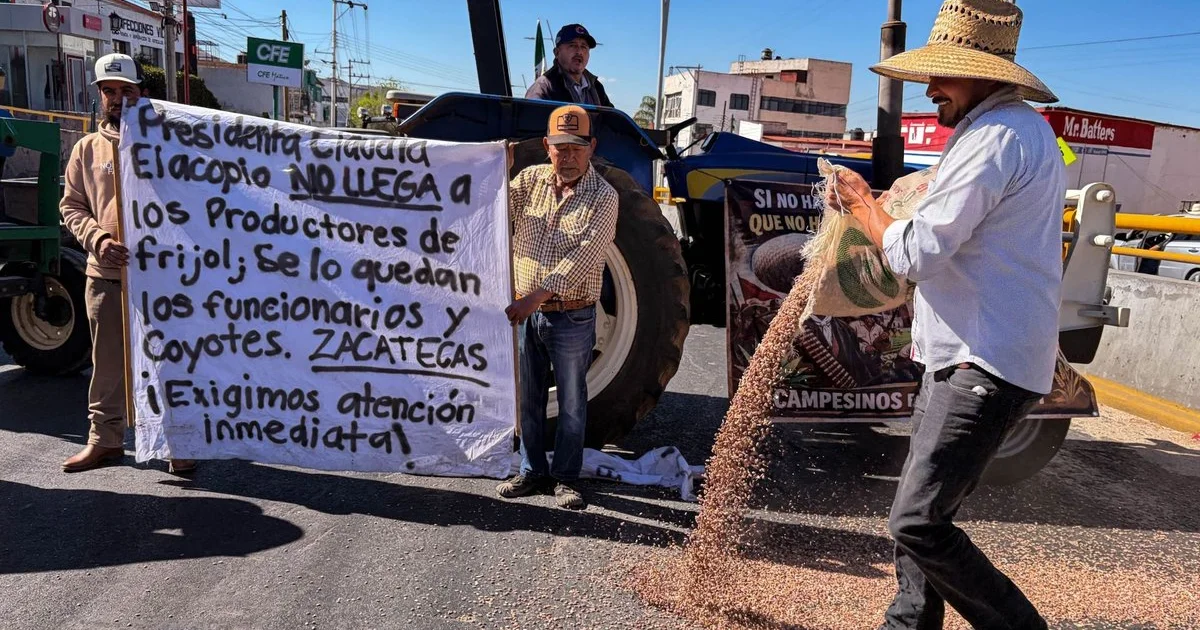 Productores de frijol de Zacatecas protestan por supuesta corrupción en programa federal de adquisición