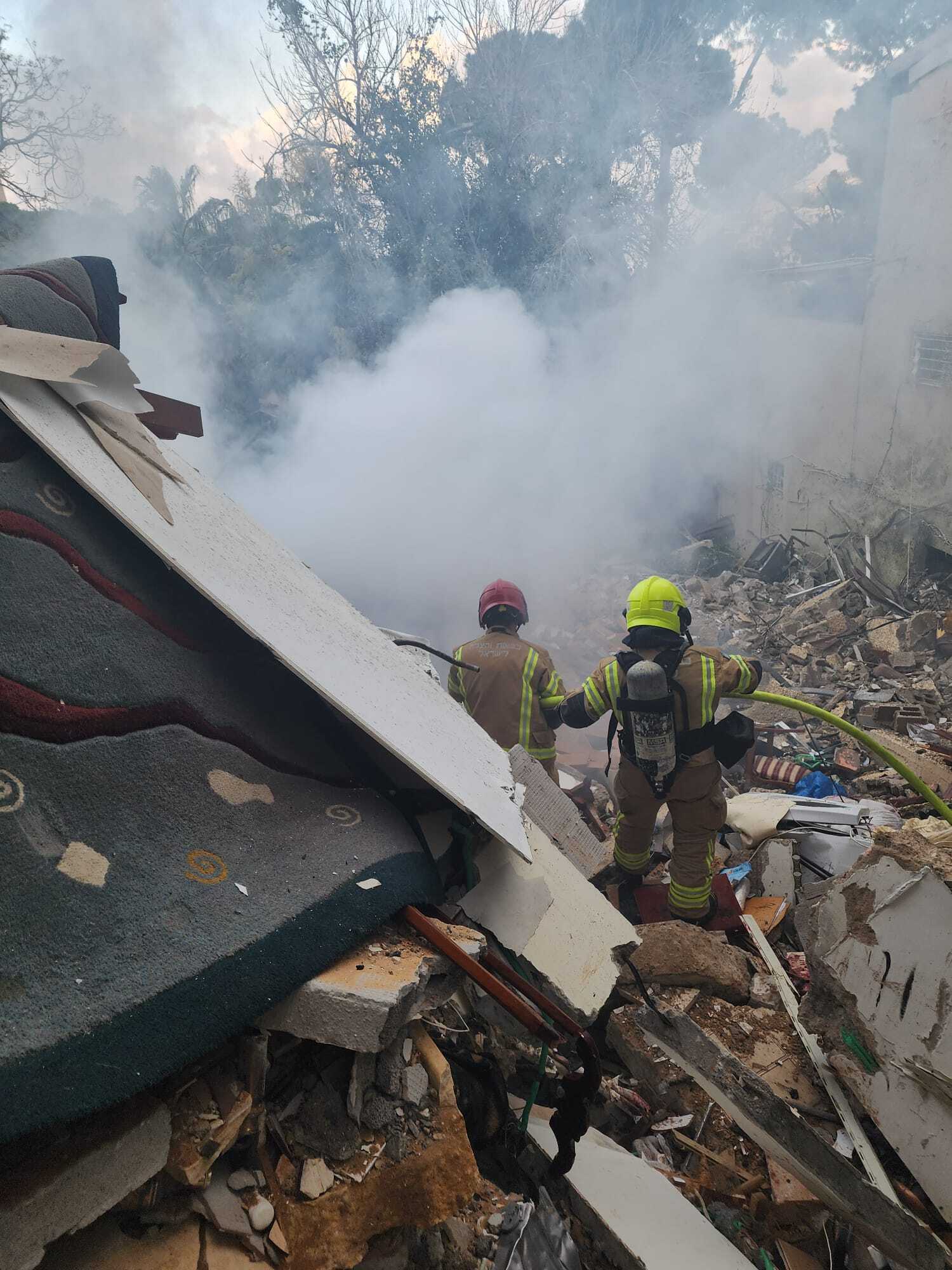 Iranian missile strikes residential building in Haifa